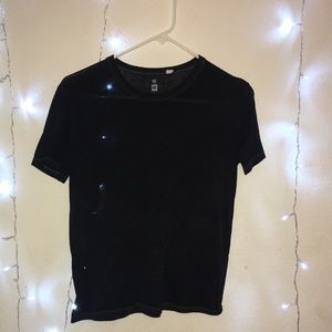 Black, cropped, small tee shirt!
